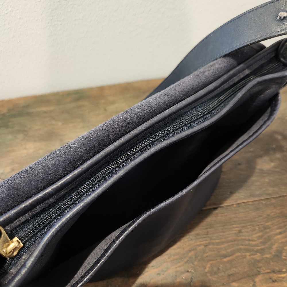 Vintage COACH Fletcher Saddle Bucket Crossbody Ba - Picture 11 of 11